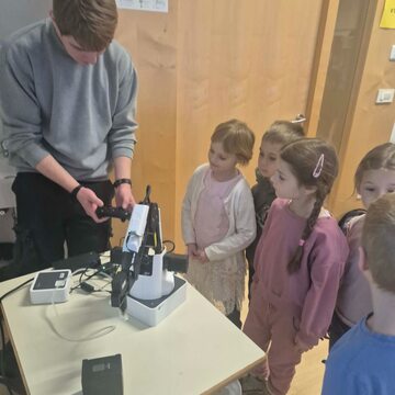Mali mojster-ica (2)